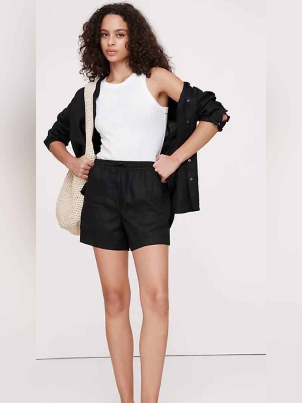 Banana Republic Linen Pull-On Short